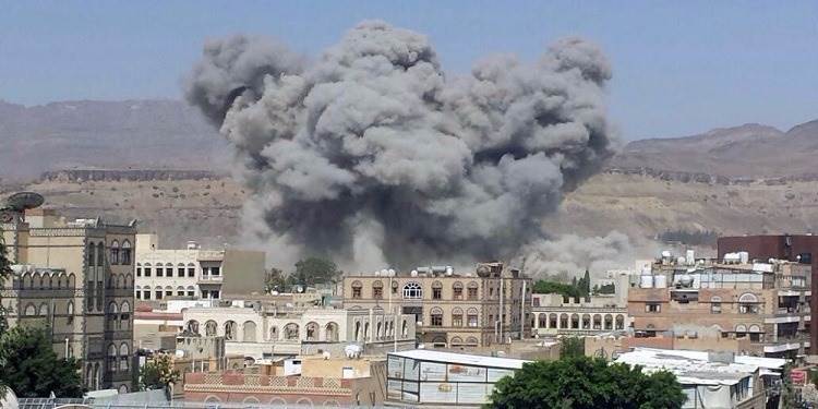 العدوان السعودي يعرقل تبادل الأسرى ويواصل خرق الهدنة بقصف المدن اليمنية