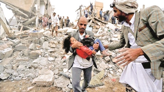 جريمة جديدة في اليمن واستشهاد العشرات بقصف طائرات العدوان السعودي