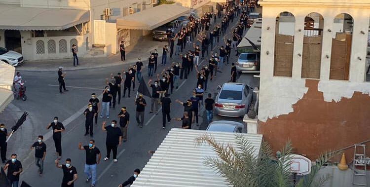 نيران الغضب تلاحق عصابات المرتزقة غرب المنامة  