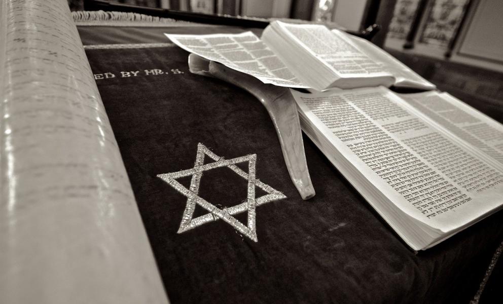 مراقبون: التطبيع الديني أولوية لدى الصهاينة لدخولهم المسجد الأقصى