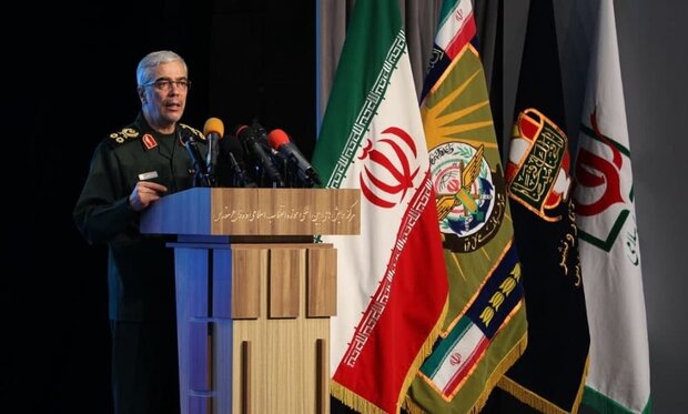 مسؤول عسكريّ إيرانيّ يحمّل عدّة أنظمة بينها الخليفيّ «مسؤولیّة» اغتيال الشهيد سليماني 