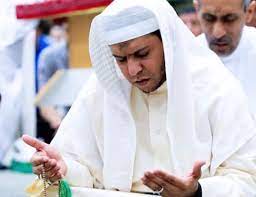 توقيف «السيّد هاشم الوداعي» بتهمة إقامة «صلاة العيد» 