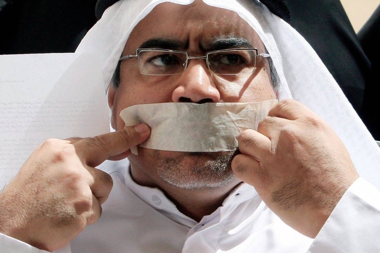 أكثر من 25 منظّمة حقوقيّة دوليّة تطالب بتدخّل دوليّ للإفراج عن الدكتور «السنكيس» 