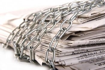 تقارير دوليّة: النظام الخليفيّ يعتقل كلّ صحفي ينتقد أداءه 