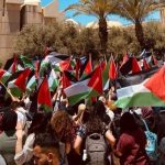 الكنيست الصهيونيّ يصدّق بالقراءة التمهيديّة على تجريم رفع العلم الفلسطينيّ في المؤسّسات 