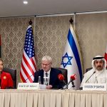 معهد استطلاع أمريكي يظهر تراجع مقبوليّة التطبيع مع الصهاينة في بلدان الخليج