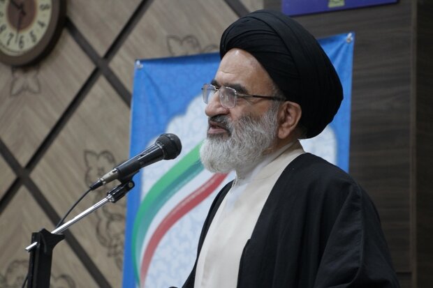 مستشار الرئيس الإيراني: نهج العدو هو العمل على تدمير البلاد وتشويه سمعة النظام