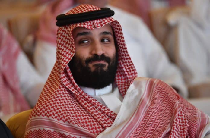 مراقبون: آل سعود يقودون عالمًا عربيًّا وإسلاميًّا لحماية الجيوبوليتيك الأمريكي والكيان الصهيوني