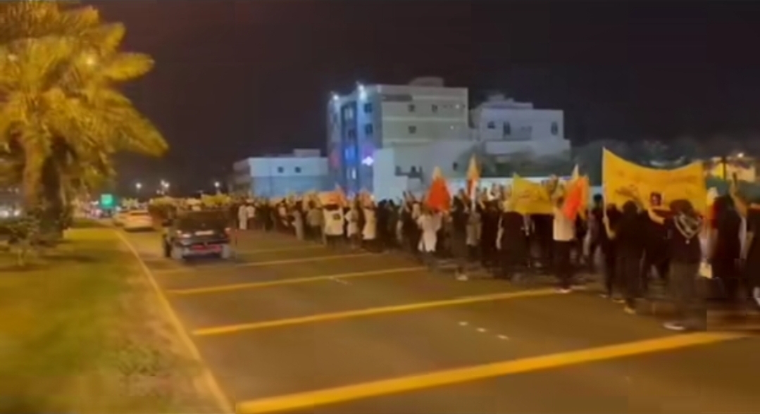 تظاهرة حاشدة غرب المنامة في ذكرى «شهداء الفداء» 