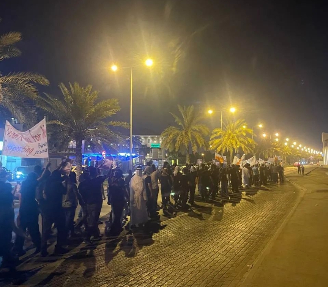تظاهرة غاضبة في »النويدرات« تضامنًا مع المعتقلين المضربين عن الطعام 
