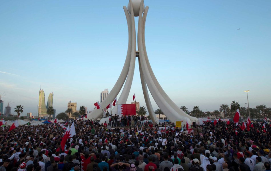 الموقف الأسبوعي: الذّكرى الثّالثة عشرة لثورة البحرين.. عامٌ جديد من البناءِ الدّائم والصّبرِ المقاوِم