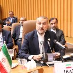 وزير الخارجيّة الإيراني يدعو إلى تعزيز وحدة الدول الإسلاميّة لمنع الإبادة الجماعيّة في غزّة