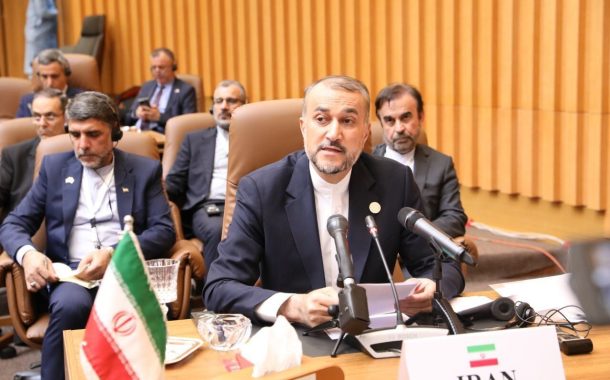 وزير الخارجيّة الإيراني يدعو إلى تعزيز وحدة الدول الإسلاميّة لمنع الإبادة الجماعيّة في غزّة