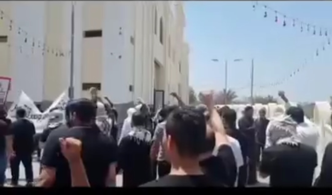 مسيرة حاشدة في الدراز بعد صلاة الجمعة دعمًا لغزّة
