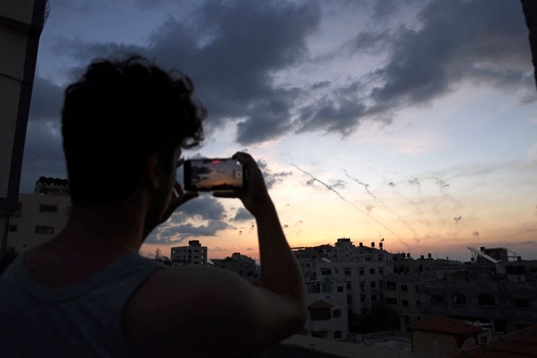 مرصد فلسطينيّ: منصات التواصل الاجتماعي للصهاينة تواصل حجب جرائم الحرب ضدّ المدنيّين في غزة