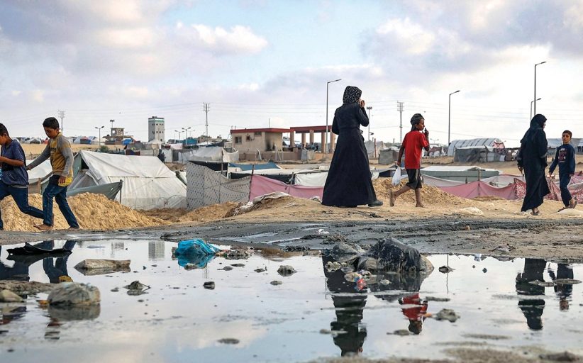 المنظّمات الدوليّة تحذّر من تفشي الأمراض في غزّة بعد استهداف شبكات البنى التحتيّة