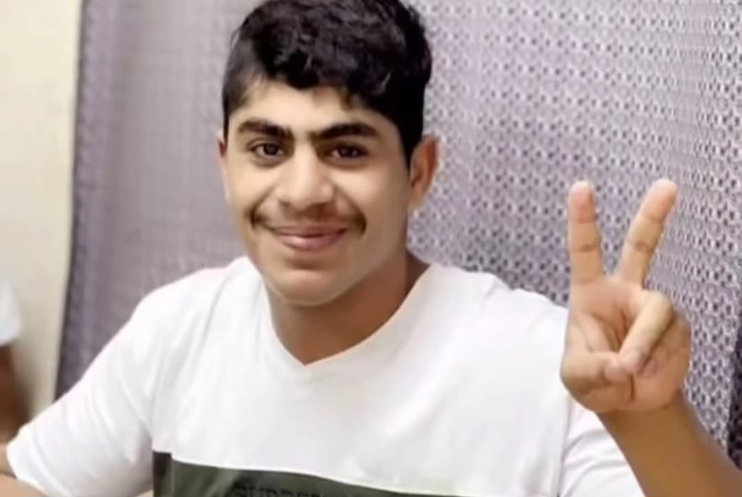 اعتقال شاب وتمديد سجن آخرين على خلفيّة سياسيّة