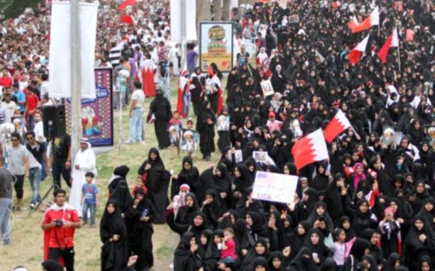 الموقف الأسبوعيّ: شعبنا في البحرين لن يقف مكتوف الأيدي أمام الحرب الأمريكيّة – الصّهيونيّة.. وعلى الأنظمة العميلة ترقّب نهايتها المخزية
