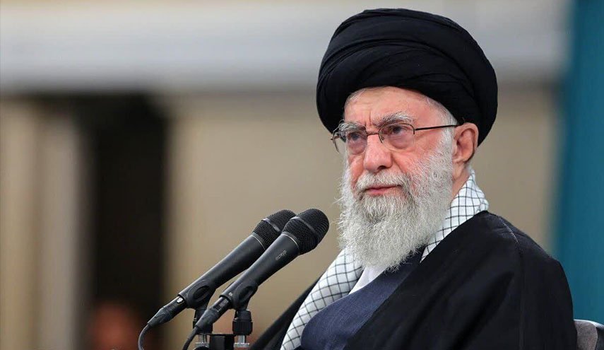 السيّد الخامنئيّ: أهمّ مهمّة للحوزة العلميّة هو توفير أرضيّة للحضارة الإسلاميّة الجديدة