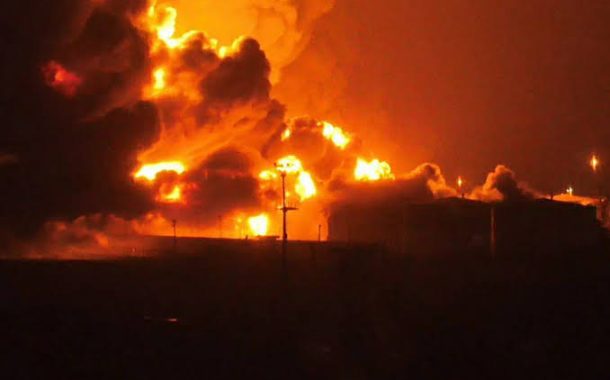بيان: العدوان الصهيوني على ميناء الحديدة جريمة حرب تكشف الوجه الحقيقي للمشروع الأمريكي وأدواته القذرة