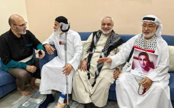 آباء الشهداء وناشطون يزورون «الأستاذ علي مهنا» بعد تحرّره