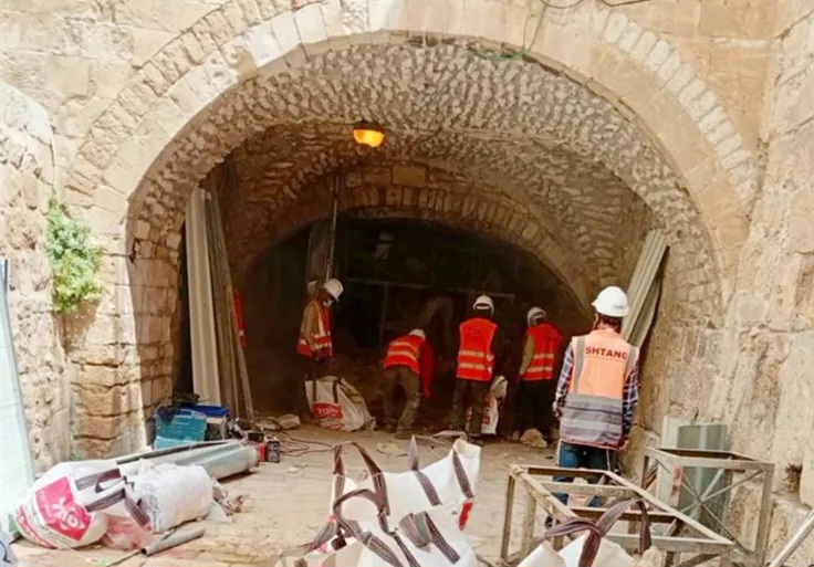 الهيئات الإسلاميّة في القدس تستنكر أعمال الحفر والهدم في جدار المسجد الأقصى