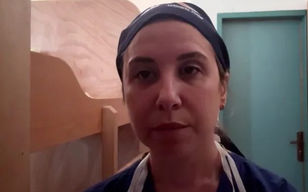 طبيبة إيطاليّة في غزّة: عدم إدخال المواد الطبيّة إلى غزّة هو إبادة للمرضى والمصابين