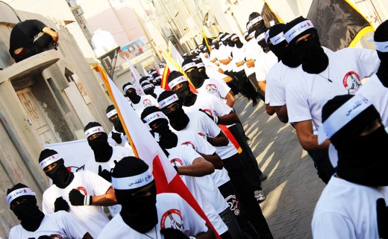 الموقف الأسبوعيّ: لن تسقط راية «الدفاع المقدّس» في البحرين.. وسيتوارثها الأبناء والأجيال حتى إنهاء الاستبداد والفساد