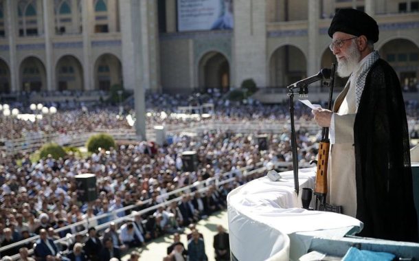 السيّد القائد الخامنئيّ: أيّ تدخّل عسكريّ لأمريكا سيرافقه حتمًا ضربة لا تُعوّض ستُوجّه إليهم
