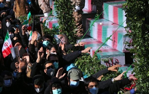 ائتلاف 14 فبراير يشارك في التشييع المليونيّ لشهداء إيران