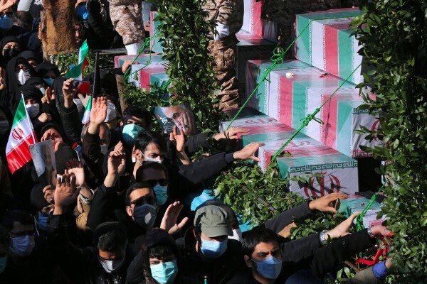 ائتلاف 14 فبراير يشارك في التشييع المليونيّ لشهداء إيران