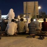 ثورة المحراب تتواصل.. المواطنون يقيمون الصلاة في مسجد «العلويّات» المهدّم