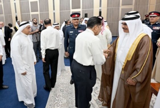 النظام الخليفيّ يبرّر اعتداءه على المظاهر الحسينيّة في الدراز: لن تكون عاشوراء مناسبةً لنشر الفوضى!
