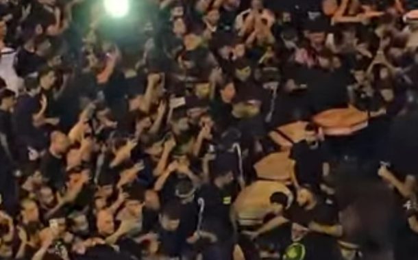 رغم التهديد والتضييق.. رفع راية الإمام الحسين «ع» في المنامة