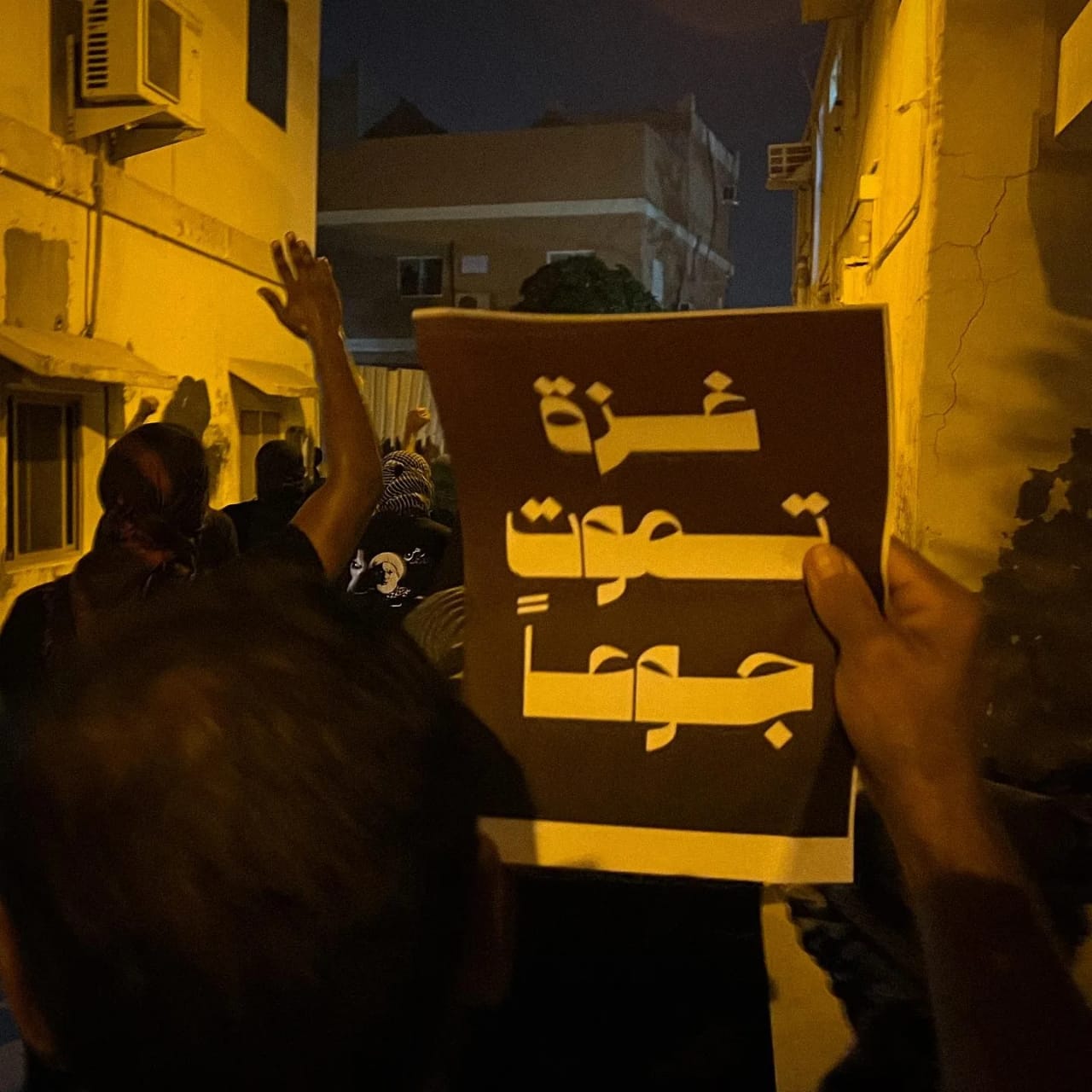 ائتلاف 14فبراير يؤكّد أنّ اتفاق الخليفيّين مع الأمريكيّين والبريطانيّين يرسّخ المسار الخدماتيّ في بُعده الأمنيّ والاستخباريّ
