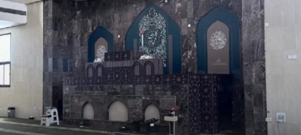 النظام الخليفيّ يمنع صلاة الجمعة للأسبوع الثالث والأربعين 
