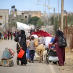 أمام أنظار العالم.. الكيان الصهيونيّ يحتلّ بلدات الضفّة الغربيّة ويهجّر ساكنيها