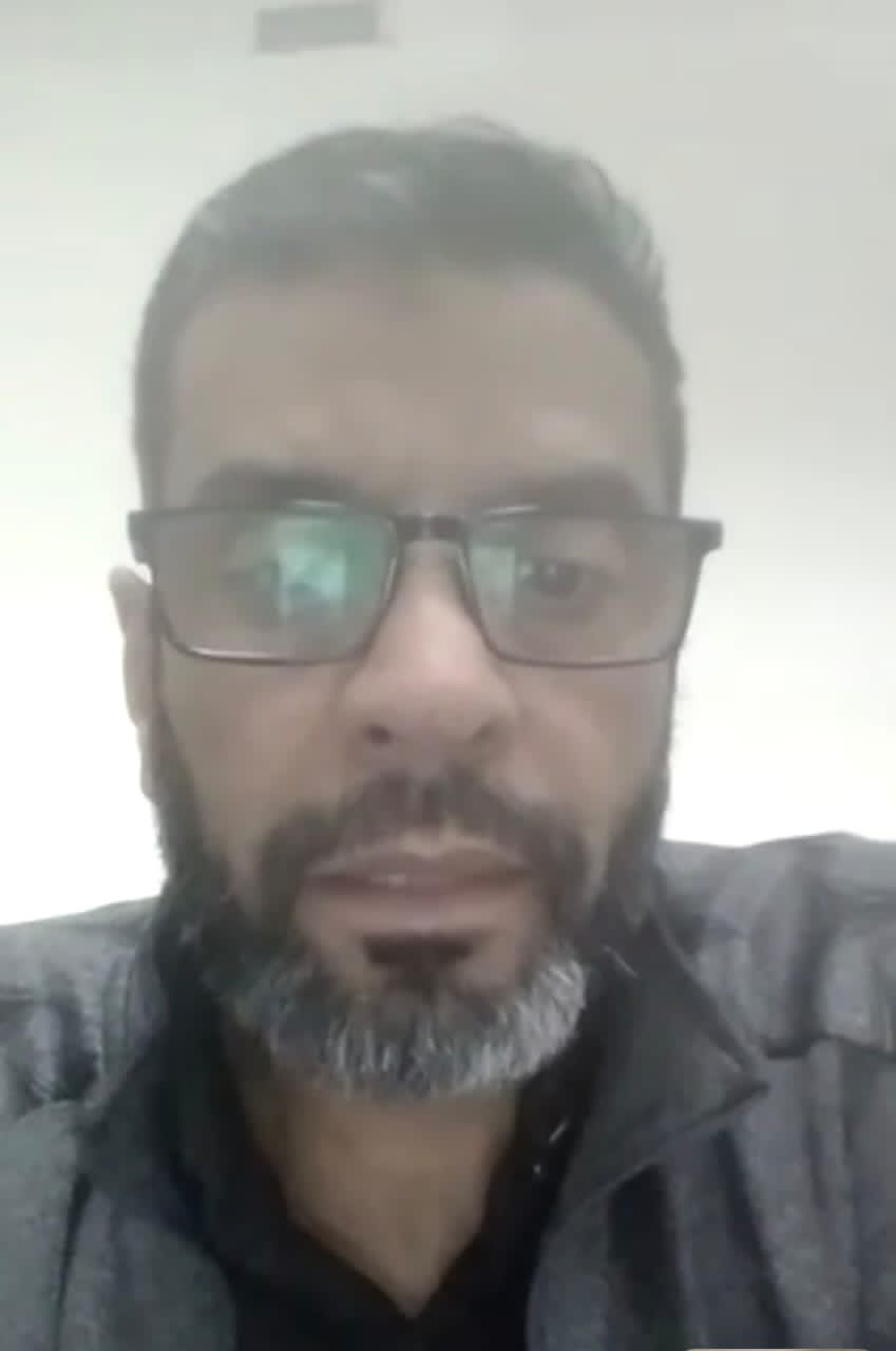 صور من قمع إدارات السجون في البحرين: قاصر يصلّي 7 أيّام إيماء لأنّه مقيّد إلى السرير