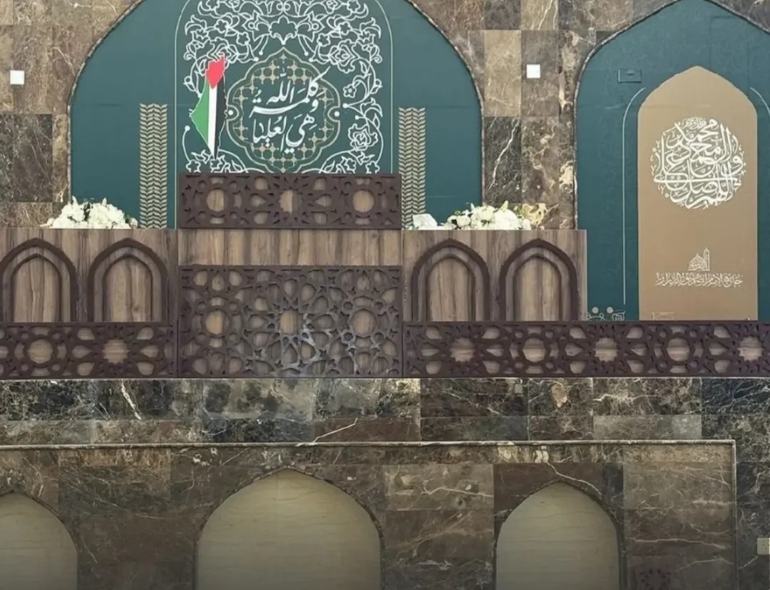 النظام الخليفيّ يمنع صلاة الجمعة للأسبوع الثامن والأربعين على التوالي 