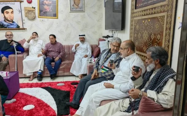 الأهالي يزورون «الحاج منير مشيمع» بعد تحريره