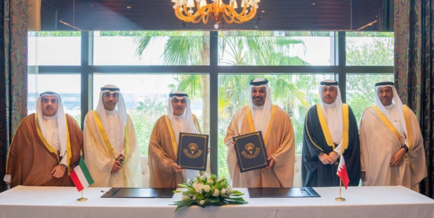 النظام الخليفيّ يغرق البلاد بقروض جديدة تحت مسمّى التطوير