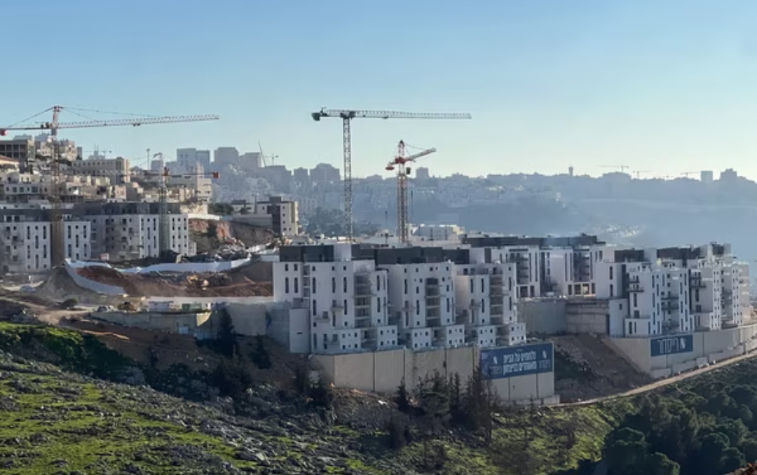 تحذيرات من إقامة الاحتلال جدار فصل لعزل مدينة القدس