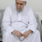 الموقف الأسبوعيّ: ما يتعرّض له الرمز الكبير «الأستاذ حسن مشيمع» هو انتقام مباشر من الديكتاتور حمد.. وعلى الشّعب أن يقول كلمته دفاعًا عن الرموز القادة