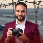 ضمن سياسة قمع حريّة الرأي.. النظام يعتقل شابين ويستدعي مصوّرًا للتحقيق