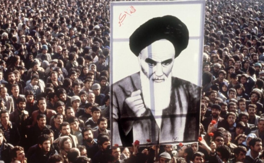 بيان: الجمهوريّة الإسلاميّة في إيران ركيزة الأمّة ودرع الأحرار المتقدّم