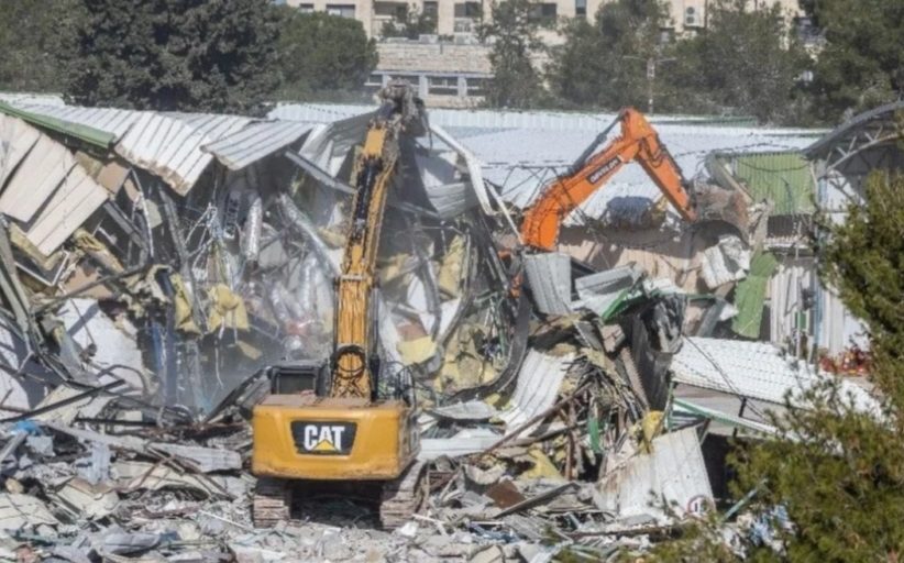 حماس تدعو الفلسطينيّين إلى تصعيد الحضور والرباط وتعزيز صمود العائلات 