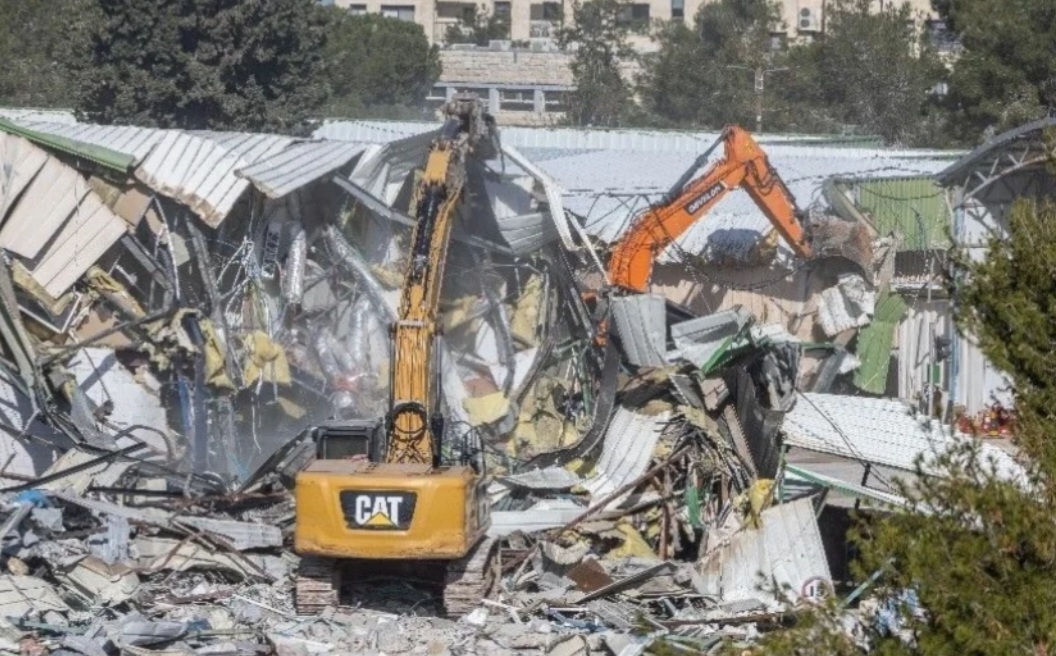 حماس تدعو الفلسطينيّين إلى تصعيد الحضور والرباط وتعزيز صمود العائلات 