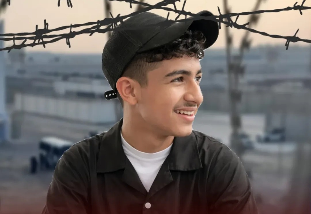 تمديد سجن شاب وحبس آخرَين على خلفيّة سياسيّة