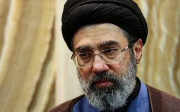 الشعب الإيرانيّ يبايع «آية الله مجتبى الخامنئي» قائدًا للثورة الإسلاميّة