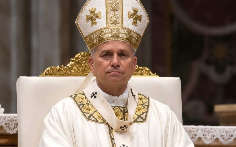 مجلس تنسيق الإعلان الإسلاميّ: الإساءة إلى البابا تعكس نزعة عدوانيّة تتعارض مع تعاليم الأديان السماويّة